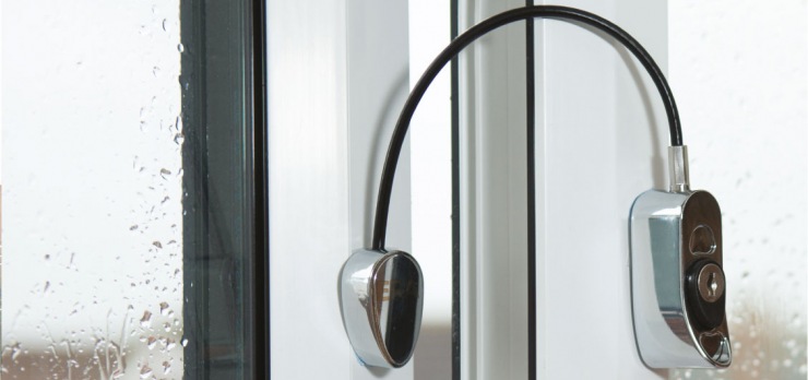 Keeping Children Safe – 5 Benefits of Window Restrictors